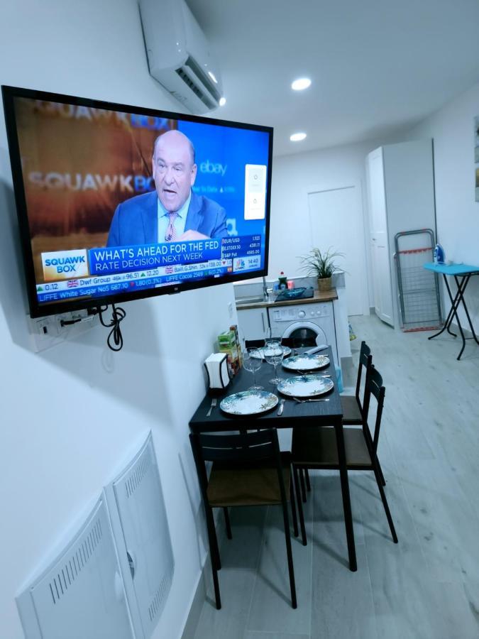 Apartamentos Zanca City Center Free Luggage Storage Malaga Ngoại thất bức ảnh