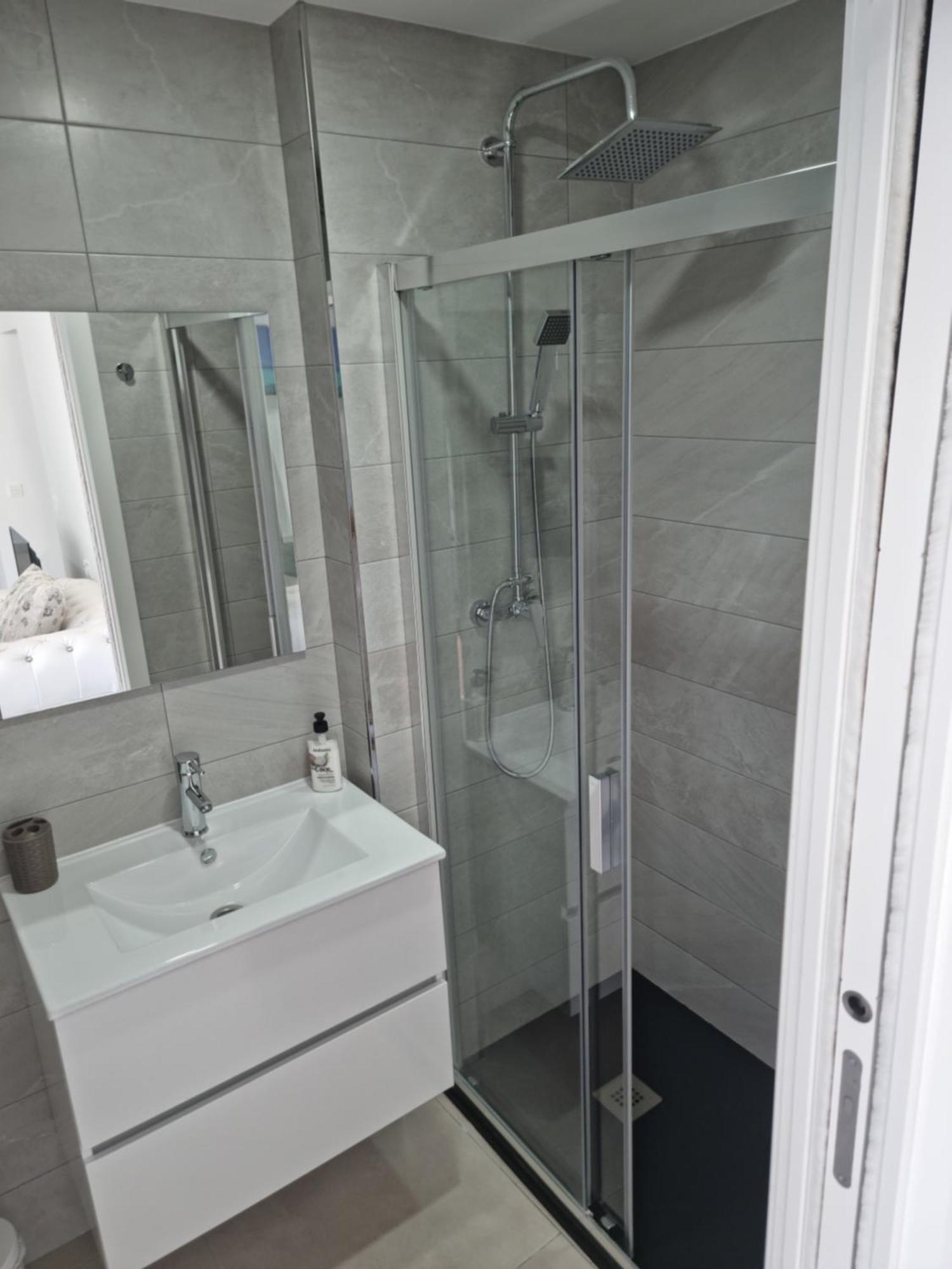 Apartamentos Zanca City Center Free Luggage Storage Malaga Ngoại thất bức ảnh